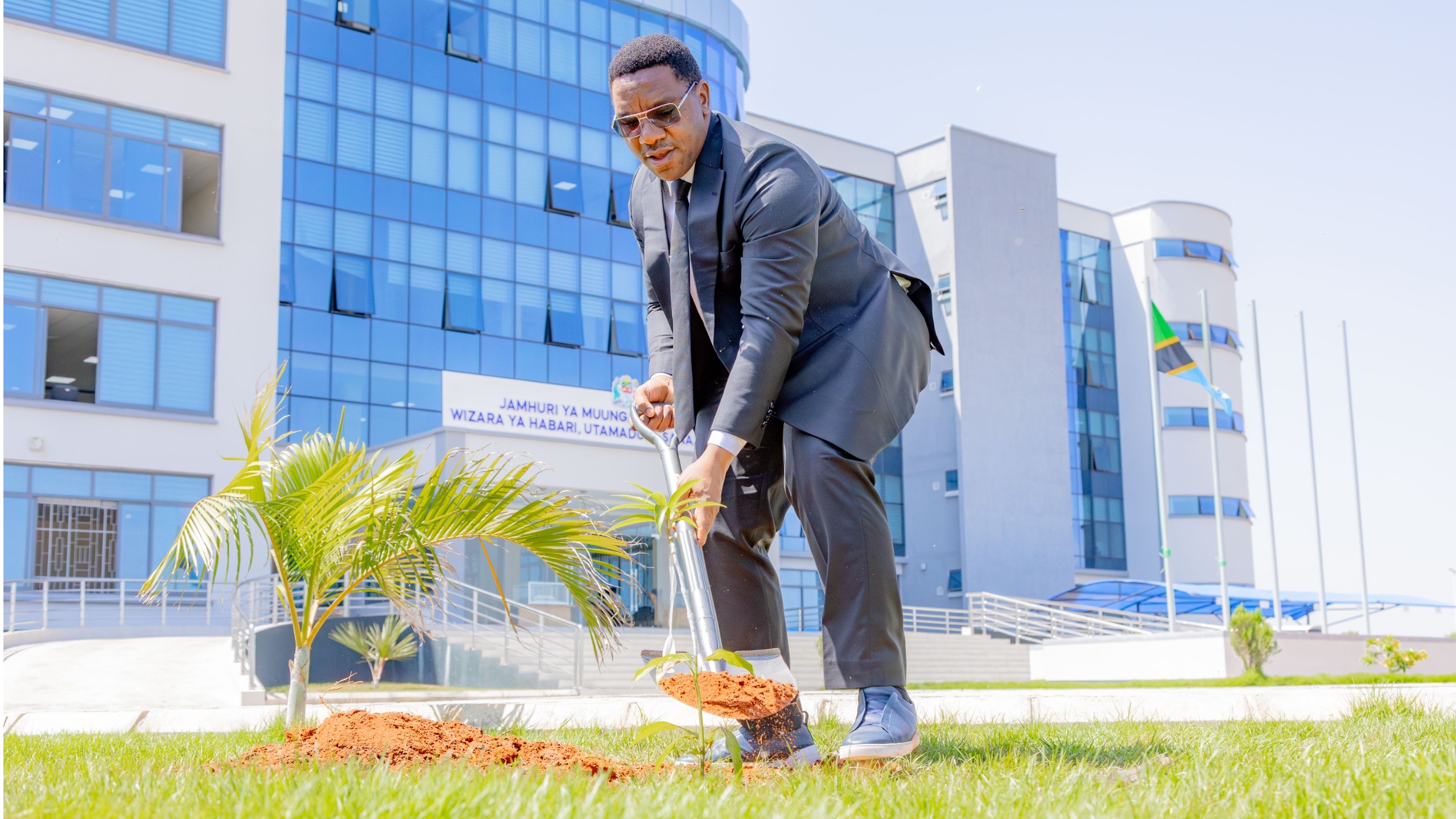 WIZARA YA HABARI, UTAMADUNI, SANAA NA MICHEZO