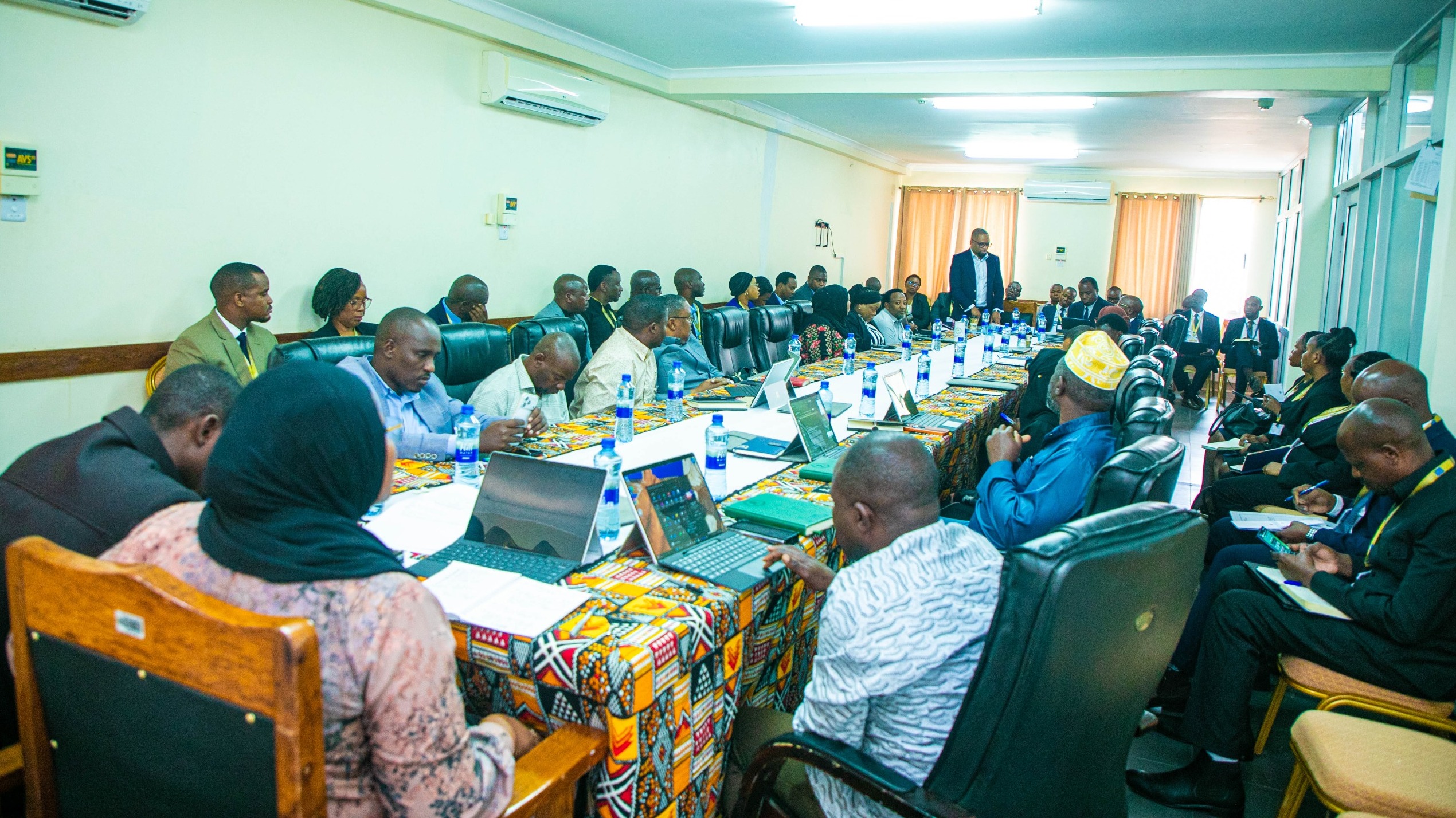 KAMATI YA BUNGE YAPOKEA TAARIFA YA MAANDALIZI YA AFCON 2027