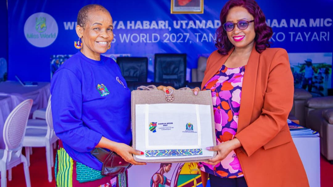 KAIMU MTENDAJI WA COSOTA ATEMBELEA BANDA LA WIZARA YA HABARI KATIKA MAONESHO YA SABASABA